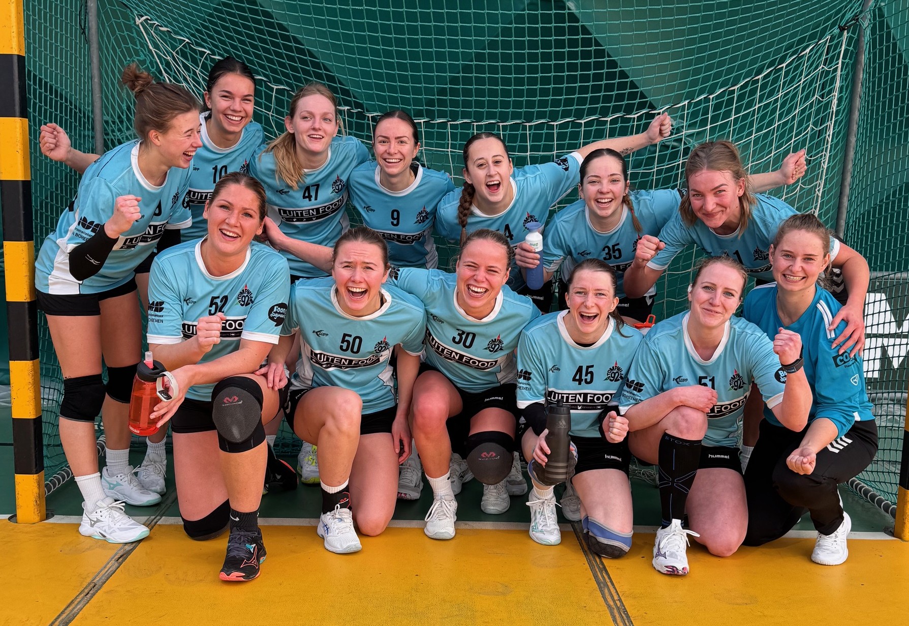 Genomineerd voor sportprijs: Stem op handbal Dames1