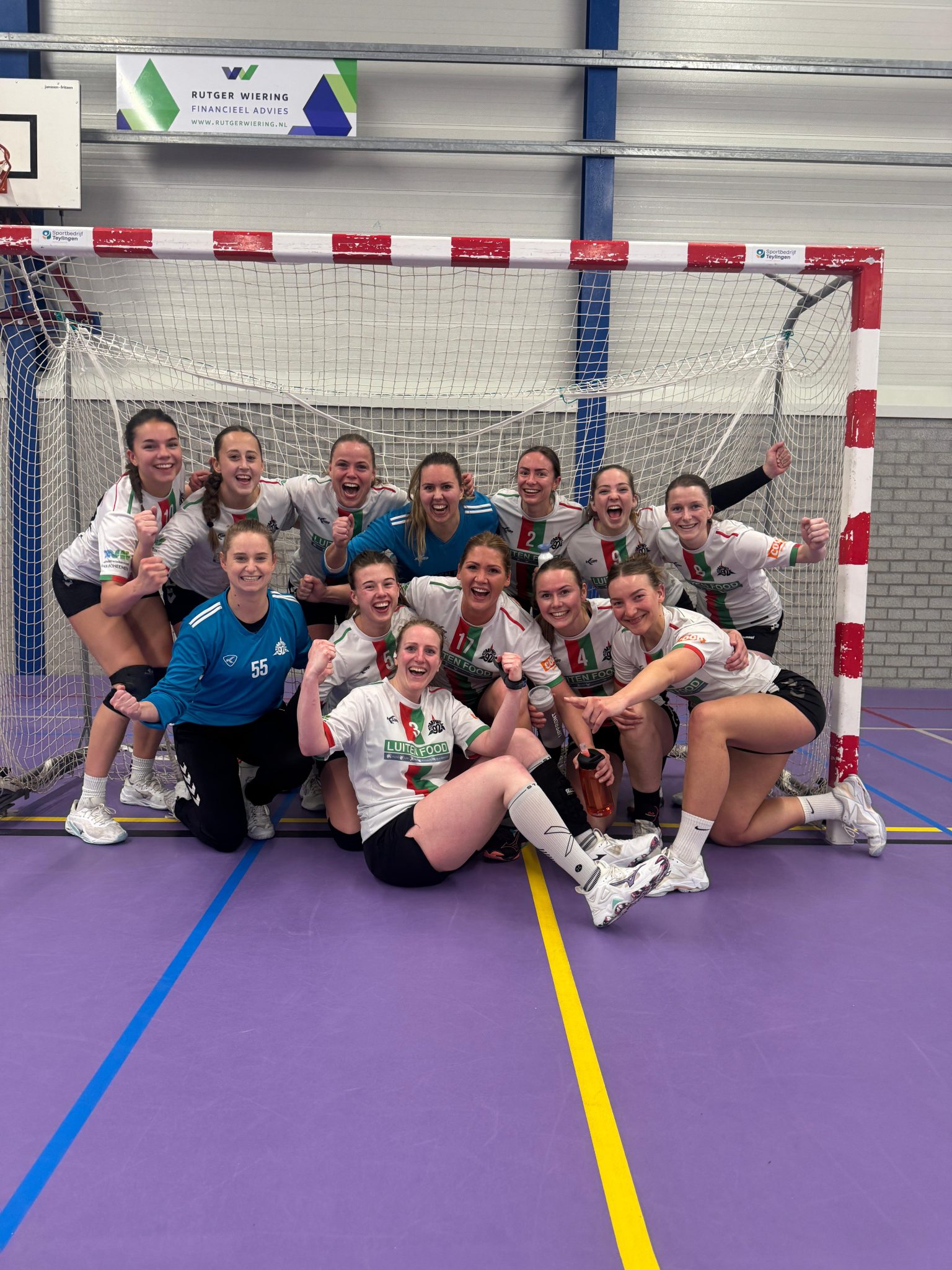 Kennismaken met de nieuwe handbaltrainer